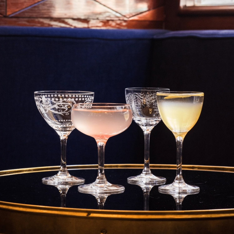 717221b2f6cc1c306219cd81f894bc2e