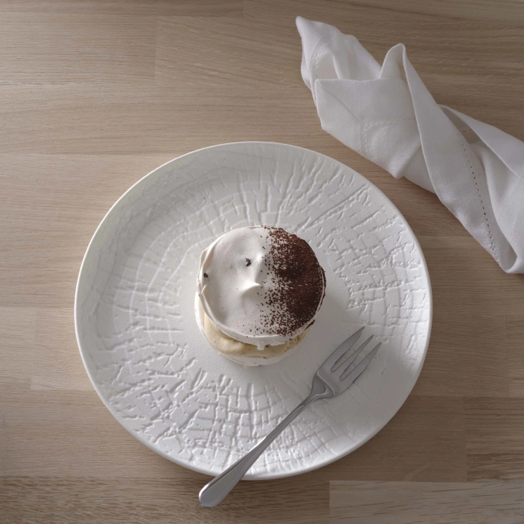 6bb24a7f06c1902eafd91cd590f929cc