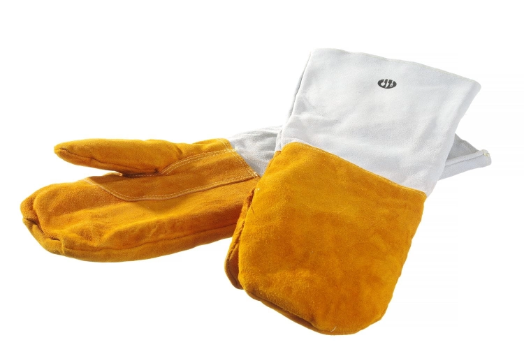 e03320dcadf684e6cad57856ad3d6d32