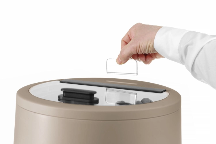 438743b1cf138433353240fda7dce724