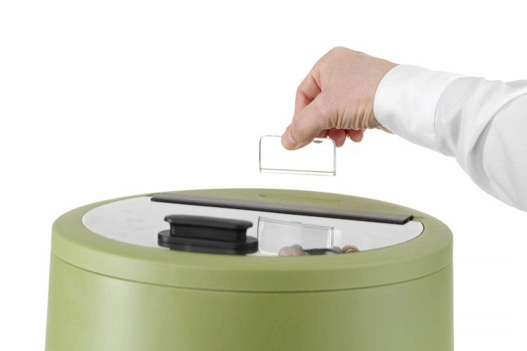 f434868099e44e05b5a371c7c3bec339