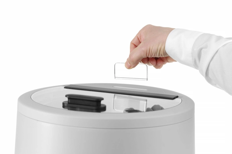 8f3f5084f30e418beedc4a4957ab796f